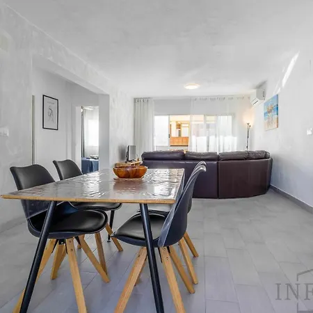 Inftour Primavera Apartment Calpe